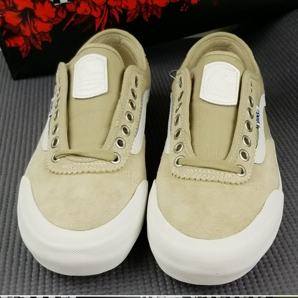 Vans Chima Pro 2 Men 7.5 / Womens 9